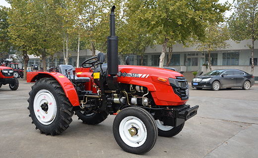 九游会-450型拖拉机