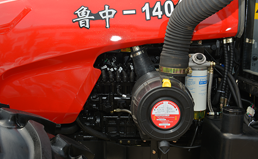 九游会-1404型拖拉机